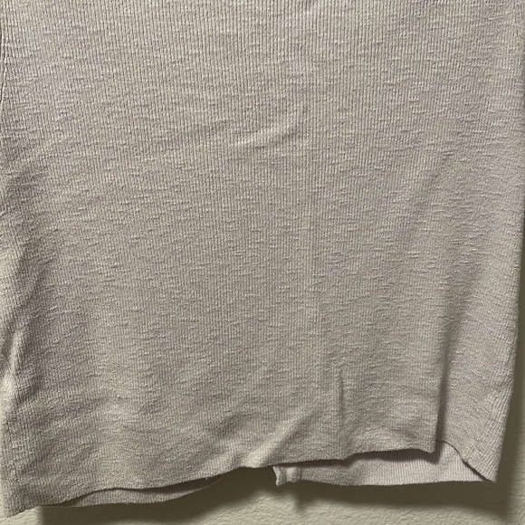 An Off White Banana Republic Cropped Cardigan! - Picture 12 of 13